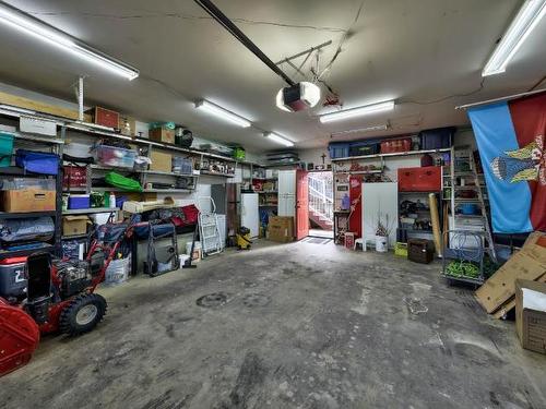 1143 Thompson Ave, Chase, BC - Indoor Photo Showing Garage