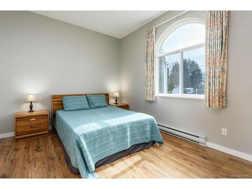 12-677 Bunting Pl, Comox, BC - Indoor Photo Showing Bedroom