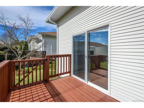 12-677 Bunting Pl, Comox, BC - Outdoor With Deck Patio Veranda With Exterior