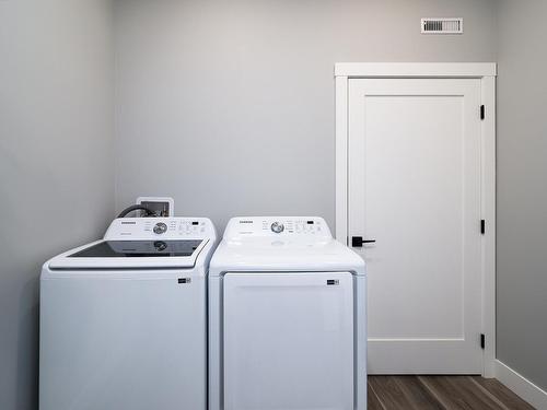5 - 1360 Pine Dr, Golden, BC - Indoor Photo Showing Laundry Room