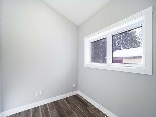 5 - 1360 Pine Dr, Golden, BC - Indoor Photo Showing Other Room