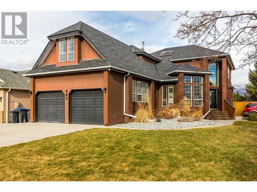 662 Southwind Drive, Kelowna, BC - Outdoor With Facade