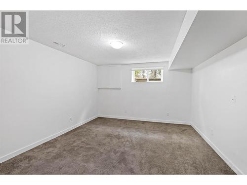 414 Curlew Drive, Kelowna, BC - Indoor Photo Showing Other Room
