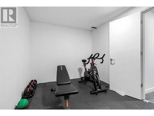 414 Curlew Drive, Kelowna, BC - Indoor Photo Showing Gym Room