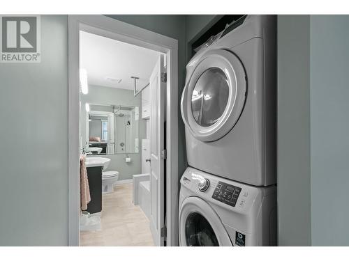 9811 97N Highway, Lake Country, BC - Indoor Photo Showing Laundry Room