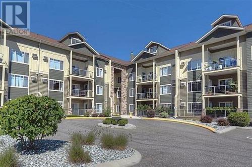 2120 Shannon Ridge Drive Unit# 304, West Kelowna, BC - Outdoor With Facade