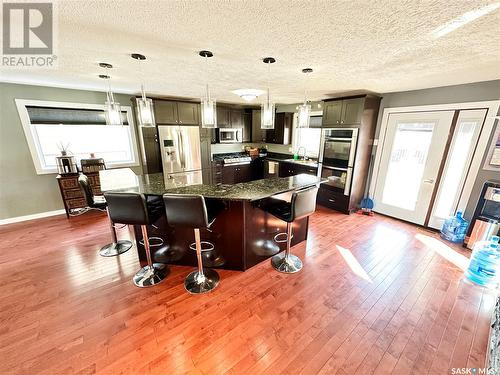 787 Brimacombe Drive, Weyburn, SK - Indoor Photo Showing Kitchen With Upgraded Kitchen
