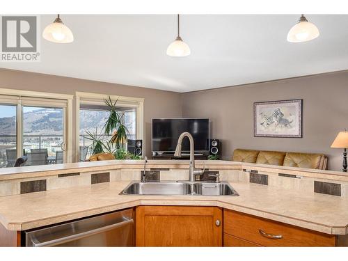 5380 Learmouth Road, Lavington, BC - Indoor Photo Showing Kitchen With Double Sink