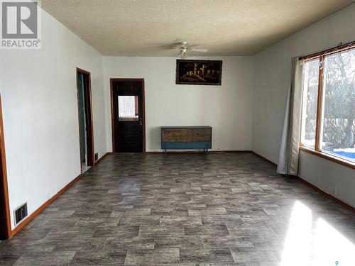 122 Edward Street, Hazenmore, SK - Indoor Photo Showing Other Room