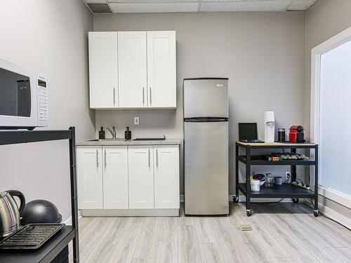Kitchenette - 202-10 Boul. Churchill, Longueuil (Greenfield Park), QC - Indoor