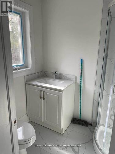 2 - 38 River Drive, Halton Hills, ON - Indoor Photo Showing Bathroom