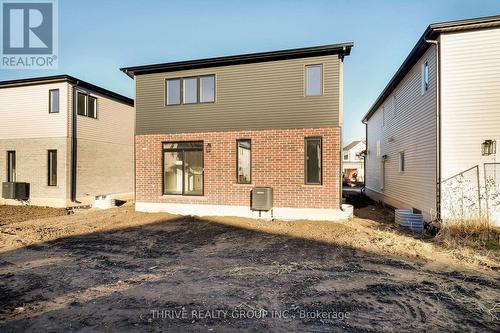 3096 Buroak Dr, London, ON - Outdoor With Exterior