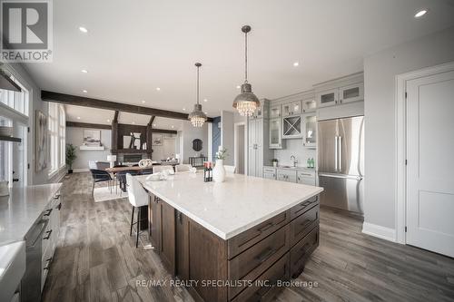 6577 3Rd Line, New Tecumseth, ON - Indoor Photo Showing Kitchen With Upgraded Kitchen