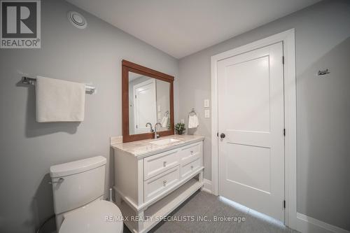 6577 3Rd Line, New Tecumseth, ON - Indoor Photo Showing Bathroom