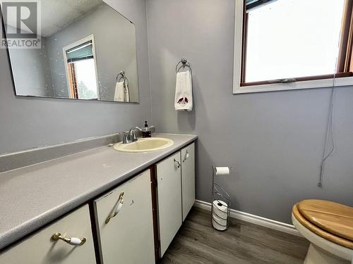 2987 Likely Road, 150 Mile House, BC - Indoor Photo Showing Bathroom