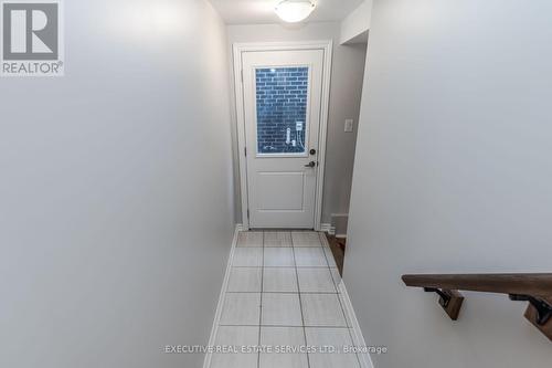 193 Iva St, Welland, ON - Indoor Photo Showing Other Room