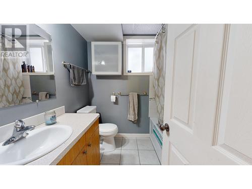 4838 Kitwanga Drive, 108 Mile Ranch, BC - Indoor Photo Showing Bathroom