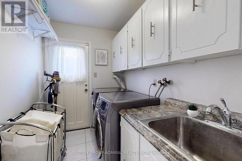 19 Carmel Crt, Toronto, ON - Indoor Photo Showing Laundry Room
