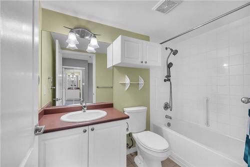 330 Prince Charles Drive S|Unit #1204, Welland, ON - Indoor Photo Showing Bathroom