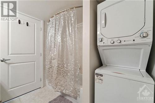 138 Somerset Street Unit#909, Ottawa, ON - Indoor Photo Showing Laundry Room