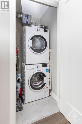 570 De Mazenod Avenue Unit#609, Ottawa, ON - Indoor Photo Showing Laundry Room