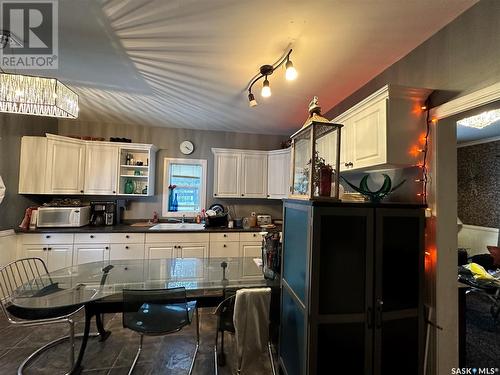 402 Phillips Street, Muenster, SK - Indoor Photo Showing Kitchen With Double Sink