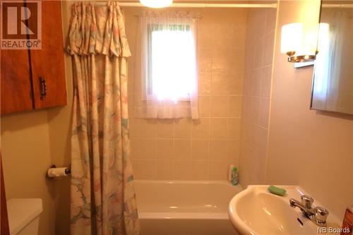 11369 Route 10, Coles Island, NB - Indoor Photo Showing Bathroom