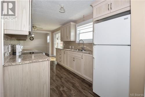 165 Pêcheur Nord, Lamèque, NB - Indoor Photo Showing Kitchen With Double Sink