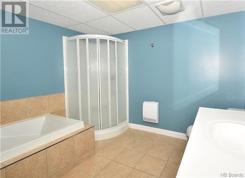 165 Pêcheur Nord, Lamèque, NB - Indoor Photo Showing Bathroom