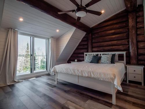 67 Lilypad Bay Road, Keewatin, ON - Indoor Photo Showing Bedroom
