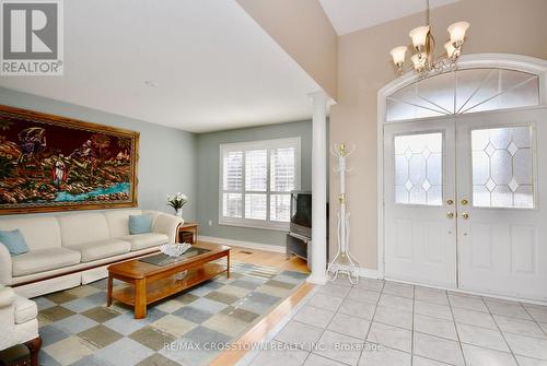 46 Jewel House Lane, Barrie, ON - Indoor Photo Showing Living Room