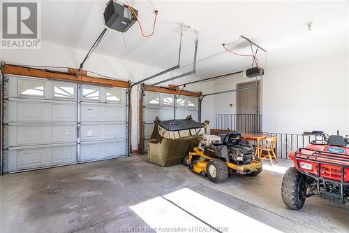 29 Myrtle Street, Ridgetown, ON - Indoor Photo Showing Garage