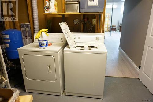 545808 Laronge Ave, Coleman Township, ON - Indoor Photo Showing Laundry Room