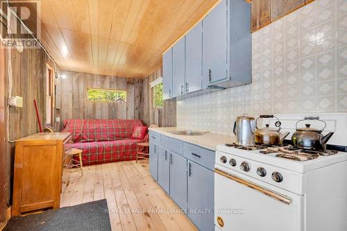 3164 River Rd, North Frontenac, ON - Indoor Photo Showing Kitchen