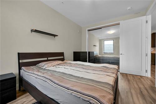 118 King Street E|Unit #420, Hamilton, ON - Indoor Photo Showing Bedroom