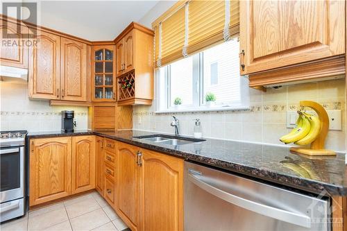 830 Feather Moss Way, Ottawa, ON - Indoor Photo Showing Kitchen With Double Sink