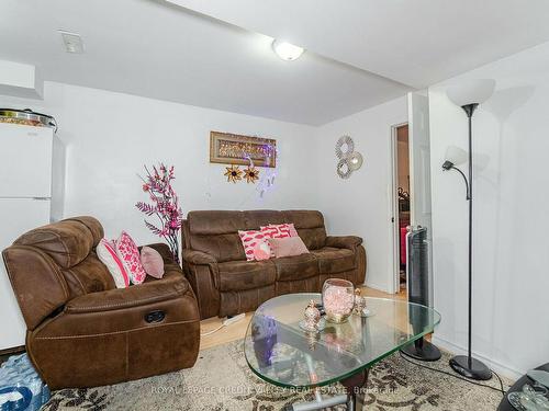 12 Helman Rd, Brampton, ON - Indoor Photo Showing Living Room