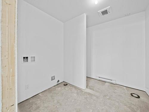 Sous-sol - 965 Rue Du Campanile, Drummondville, QC - Indoor Photo Showing Other Room