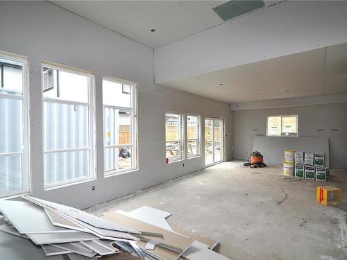 6989 Carmel Way, Central Saanich, BC - Indoor Photo Showing Other Room