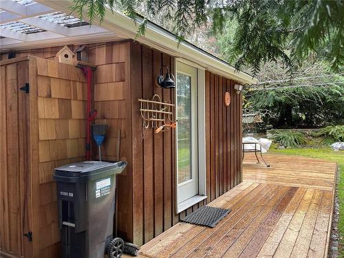 676 Turner Rd, Parksville, BC - Outdoor With Deck Patio Veranda With Exterior