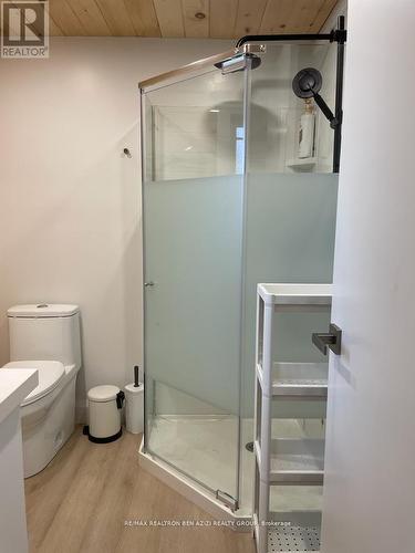 29 Paradise Road, Kawartha Lakes, ON - Indoor Photo Showing Bathroom