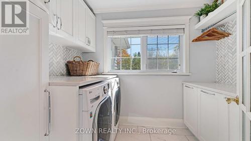 72 Delong Drive, Ottawa, ON - Indoor Photo Showing Laundry Room