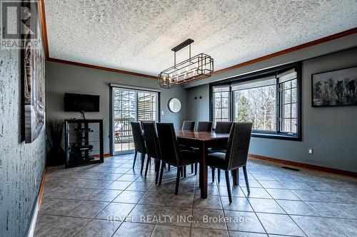 396 Sawmill Road, Pelham, ON - Indoor Photo Showing Dining Room