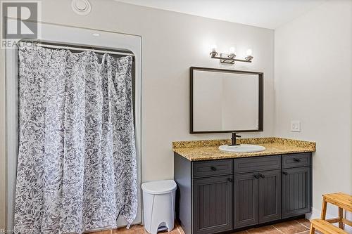 123 Inglis Drive, Grey Highlands, ON - Indoor Photo Showing Bathroom