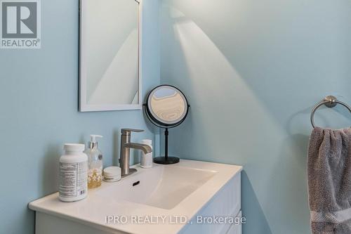 67 Sarah Lane, Oakville, ON - Indoor Photo Showing Bathroom