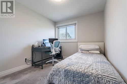 67 Sarah Lane, Oakville, ON - Indoor Photo Showing Bedroom