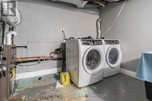 67 Sarah Lane, Oakville, ON - Indoor Photo Showing Laundry Room