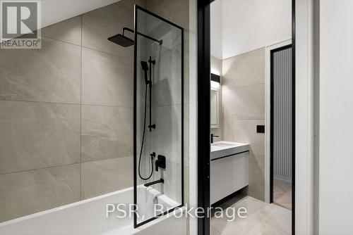 22A Broadview Ave, Mississauga, ON - Indoor Photo Showing Bathroom