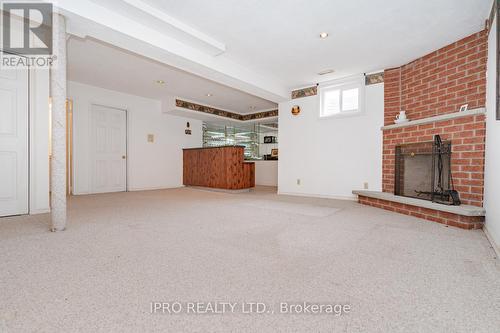 4121 Colfax Crt, Mississauga, ON - Indoor With Fireplace