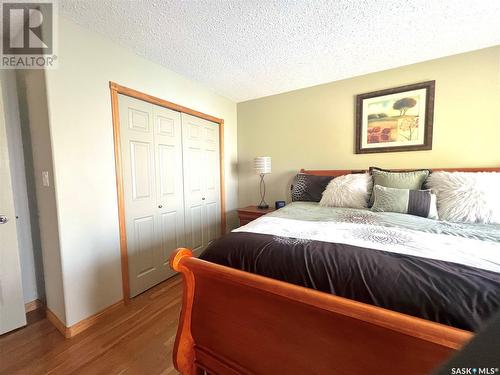 32 Bence Beach, Pasqua Lake, SK - Indoor Photo Showing Bedroom